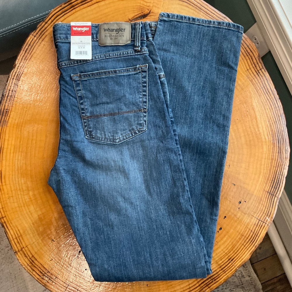 Wrangler Authentics Men's Classic 5-Pocket Regular Fit Denim Jeans NWT 32x34